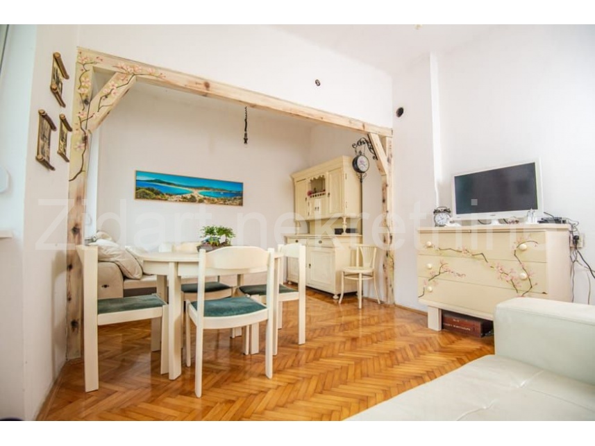 Квартира, 1033 м², 256 000$ — FAKTOR